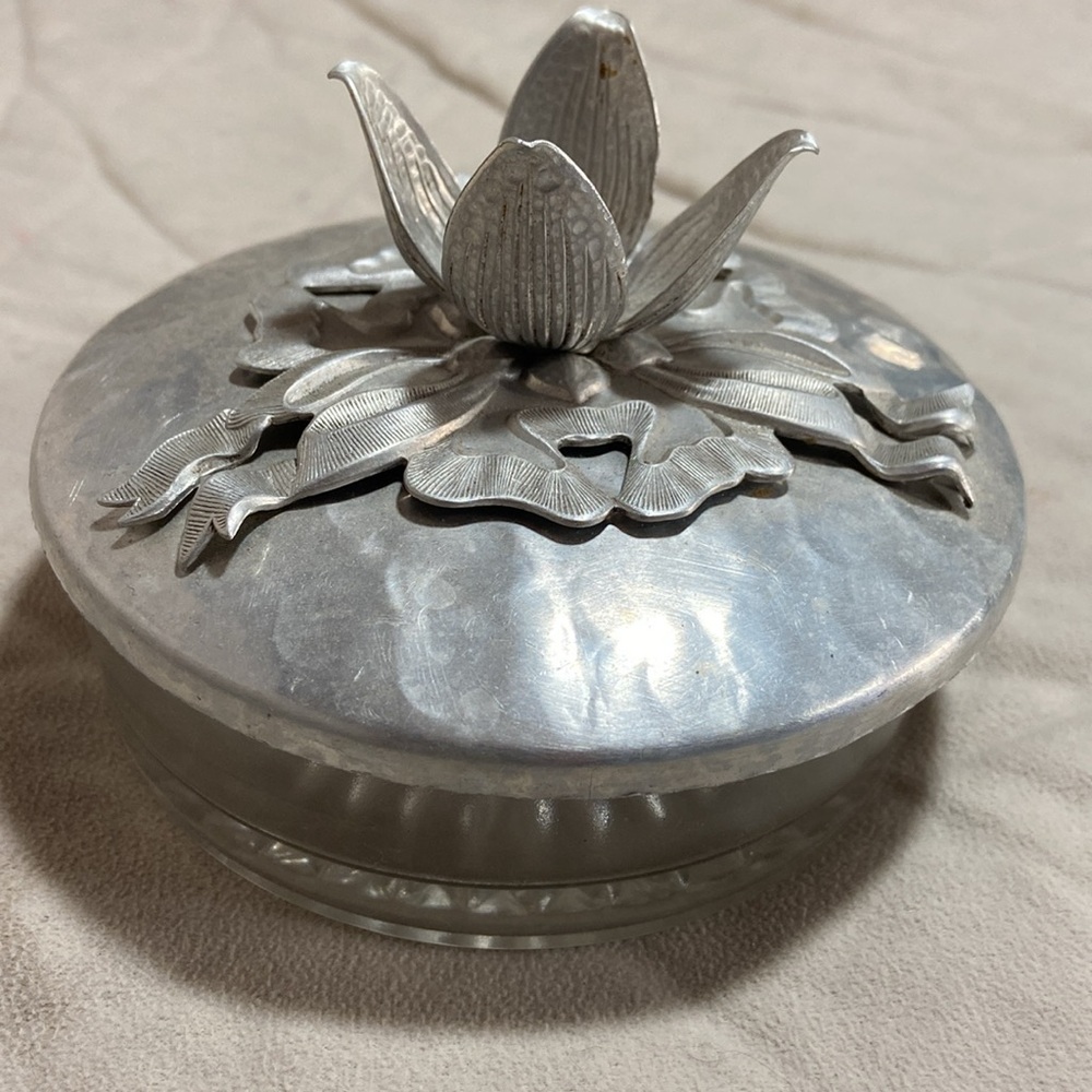 Vintage Hand Wrought Creation by Rodney Kent tulip dish/dessert - Picture 4 of 6